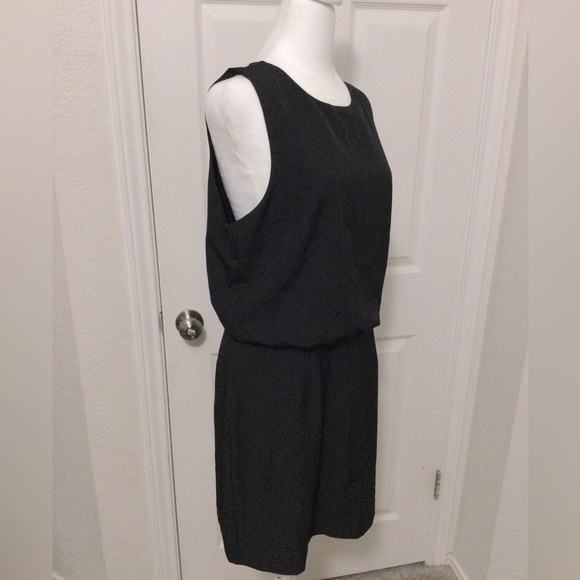 Banana Republic Factory SCULPTED BLOUSANT-WAIST MINI DRESS Black Size 12P - Picture 2 of 10